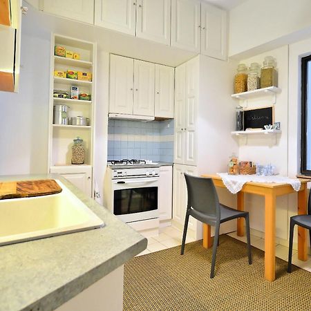 Plaka Elegant Apartment Атина Екстериор снимка