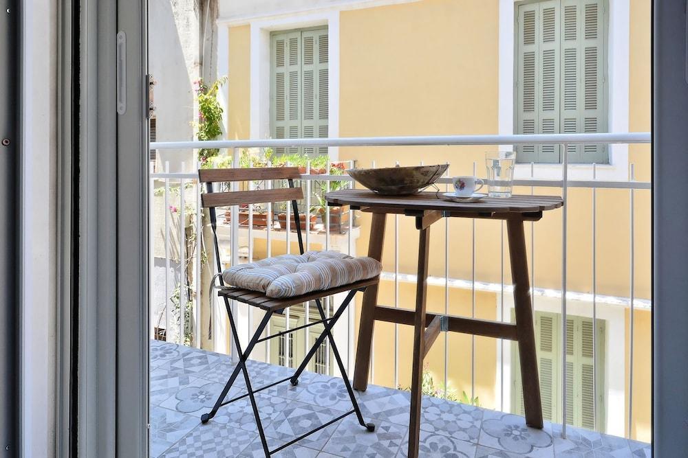 Plaka Elegant Apartment Атина Екстериор снимка