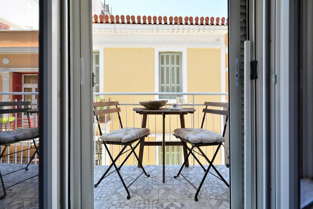 Plaka Elegant Apartment Атина Екстериор снимка